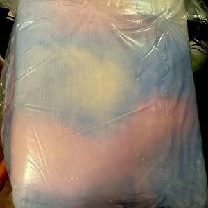 Multi color 60x72 vs/pink sherpa new in bag